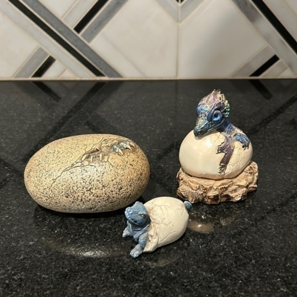 Windstone 1984 dragon egg hatching dragons vintage by M. Peña